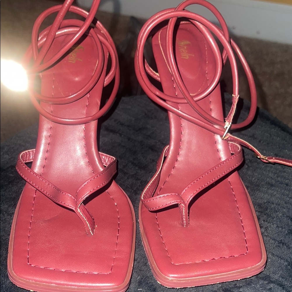 Stylish Burgundy-Brown thong Strappy Sandals